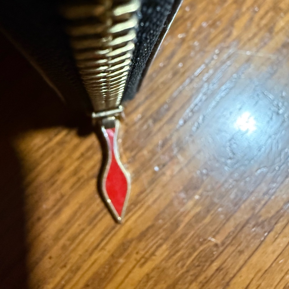 Christian Louboutin Red and Gold Zipper Wallet - Picture 5 of 14